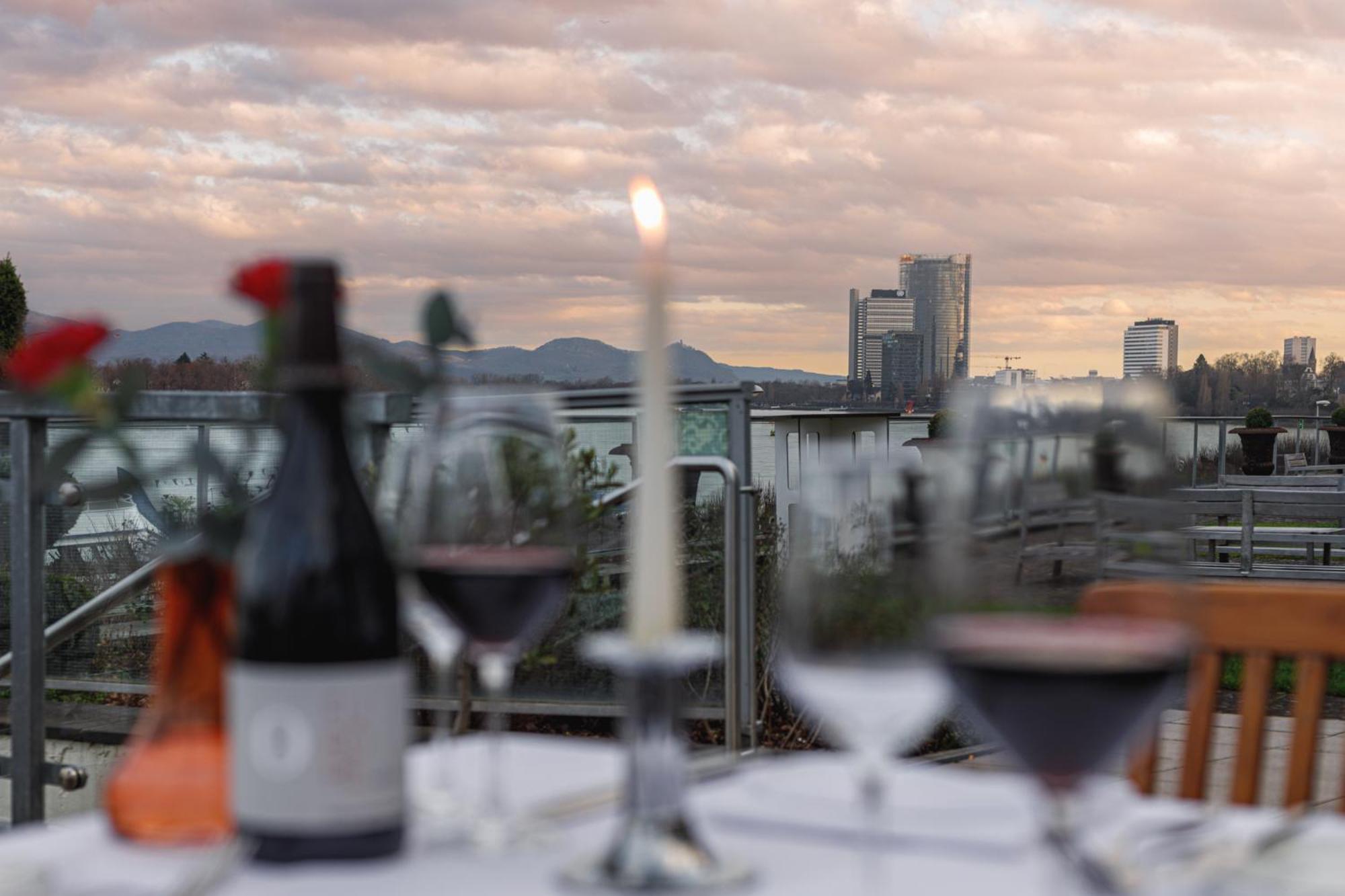 อเมรอน บอนน์ โฮเทล โคนิชส์โฮฟ Hotel ภายนอก รูปภาพ