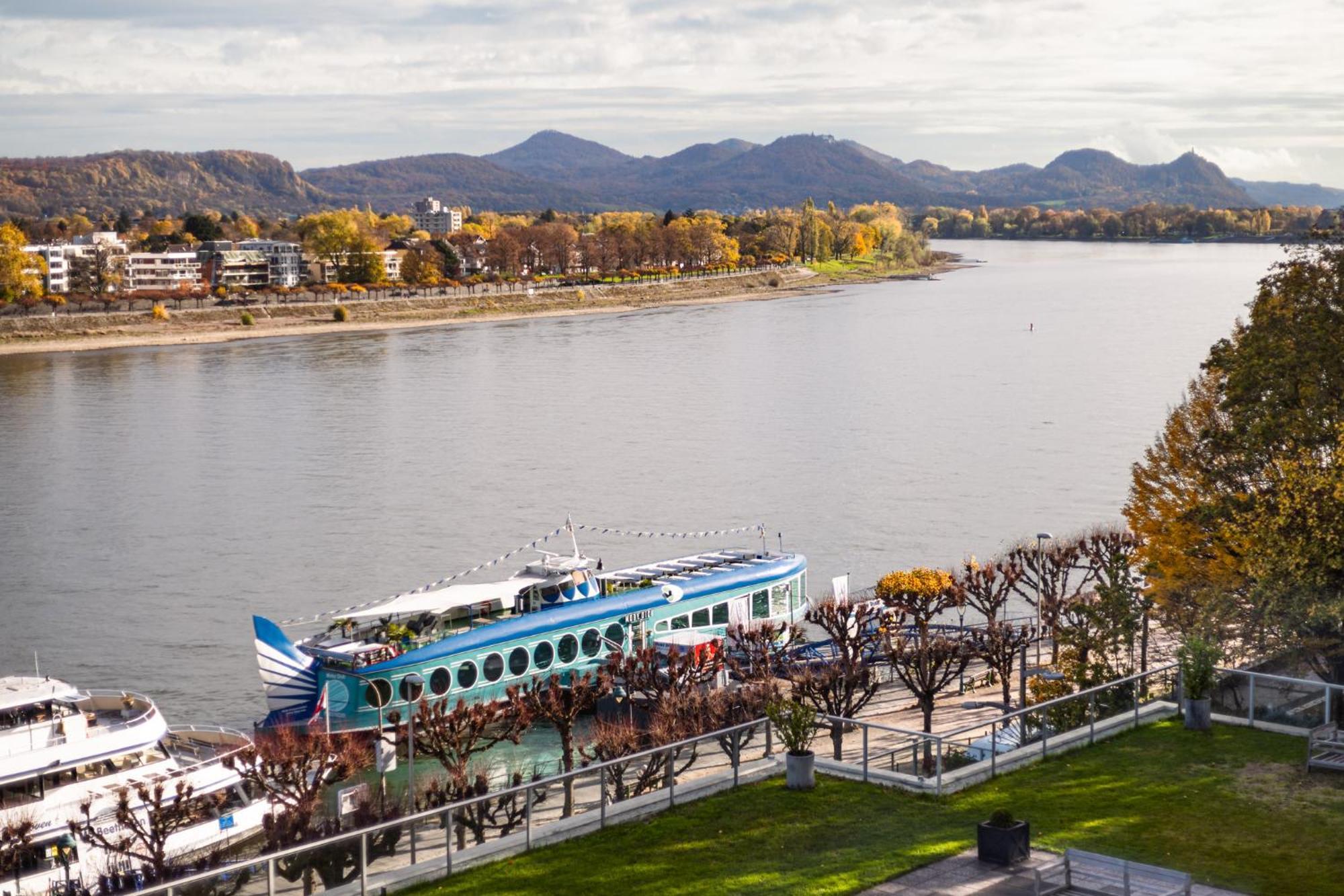 อเมรอน บอนน์ โฮเทล โคนิชส์โฮฟ Hotel ภายนอก รูปภาพ
